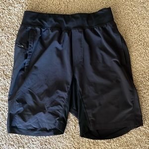 Lululemon T.H.E. Short Linerless 9"
Black (First Release) Men’s Medium